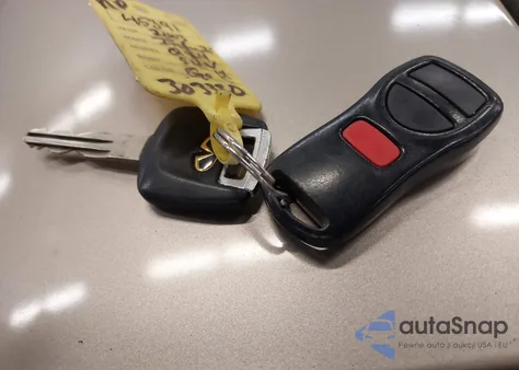 2003 Infiniti Qx4 Luxury z USA, uszkodzony, nr VIN JNRDR09Y93W303330